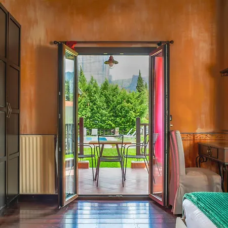 Monastiri Guesthouse 3*