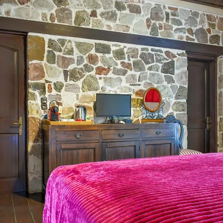 Monastiri Guesthouse