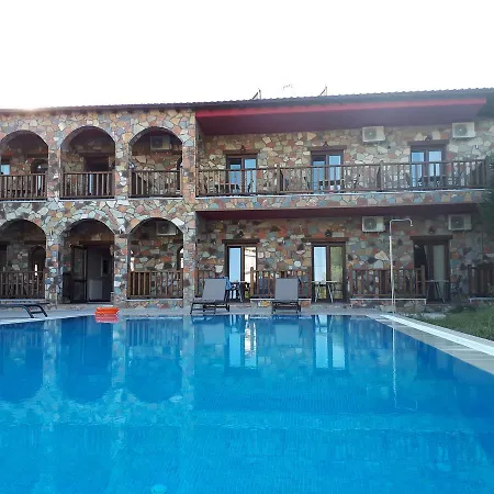 Monastiri Guesthouse 3*