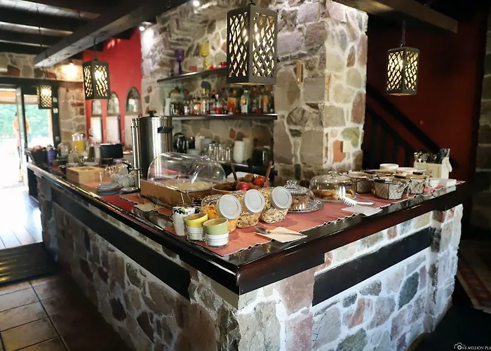 Monastiri Guesthouse 4*